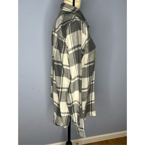 Vanilla Star Women's Medium Black Grey White Long Sleeve Button Down Shirt Top - Picture 2 of 10
